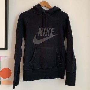 black nike hoodie